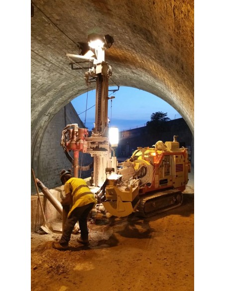 MC6 Comacchio: compact and powerful drill rig for civil works