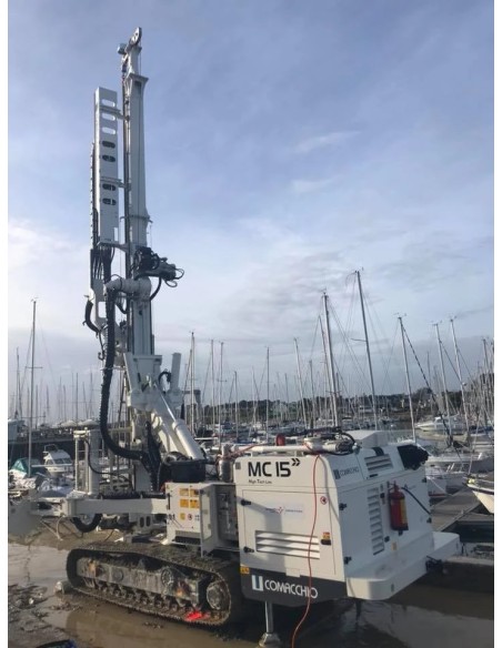 MC15 Comacchio: compact drill rig for civil engineering