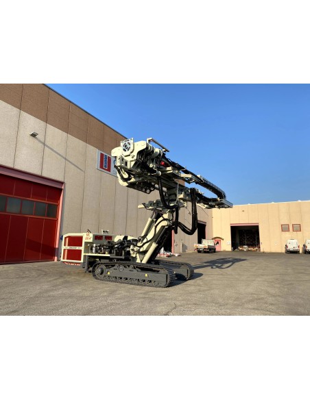 MC20A Comacchio: compact high-performance dual head rig