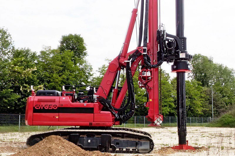 CH 650 : foreuse puissante pour pieux de grande profondeur CH 650 : foreuse puissante pour pieux de grande profondeur
