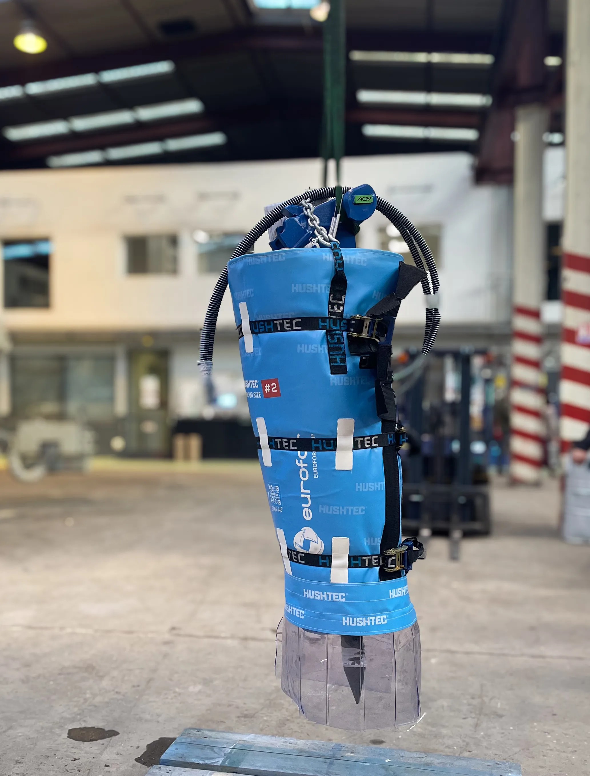 Hushtec : couvertures antibruit pour brise-roches et chantiers Hushtec : couvertures antibruit pour brise-roches et chantiers